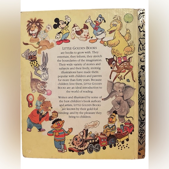 Disney’s A Little Golden Book Santa’s Toy Shop children’s book vintage - Picture 6 of 6